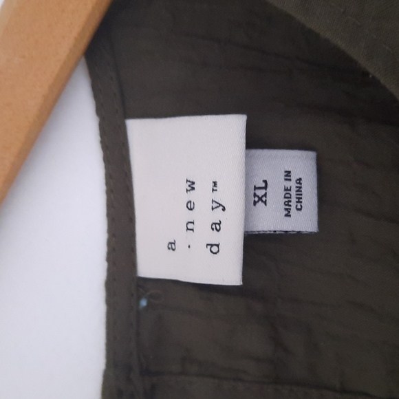 New Day olive green size XL top, 3/4 inch sleeves, button closure in back. - Picture 3 of 5